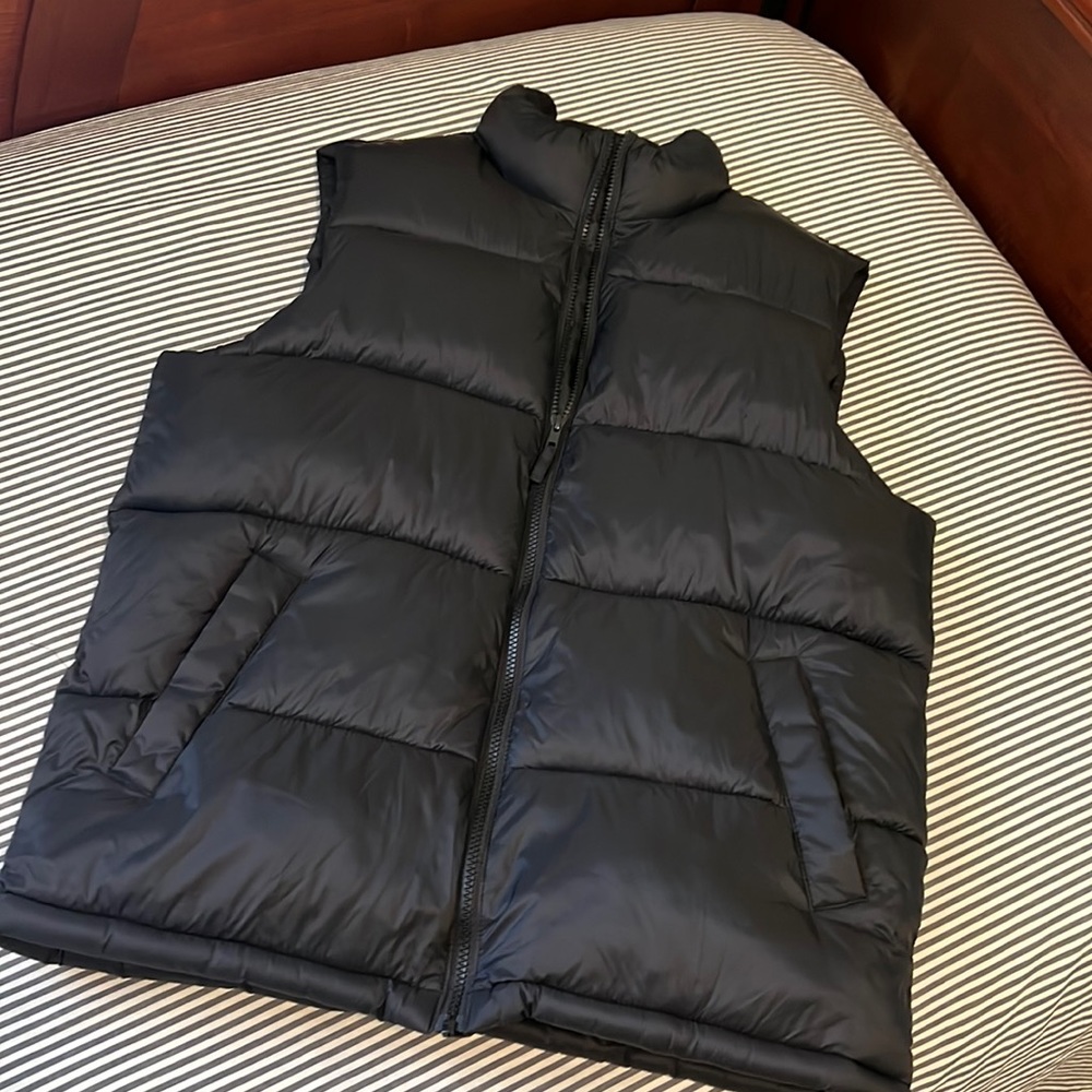 Old Navy Puffer Vest